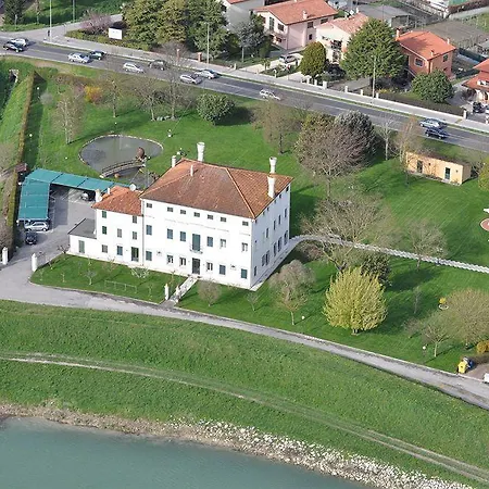 Отель Dei Dogi